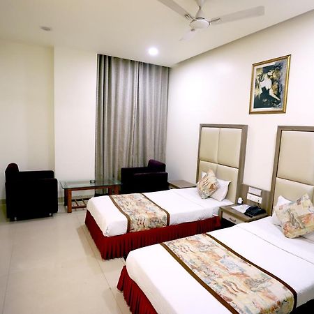 Hotel Blue Pearl Bhopal Exterior photo