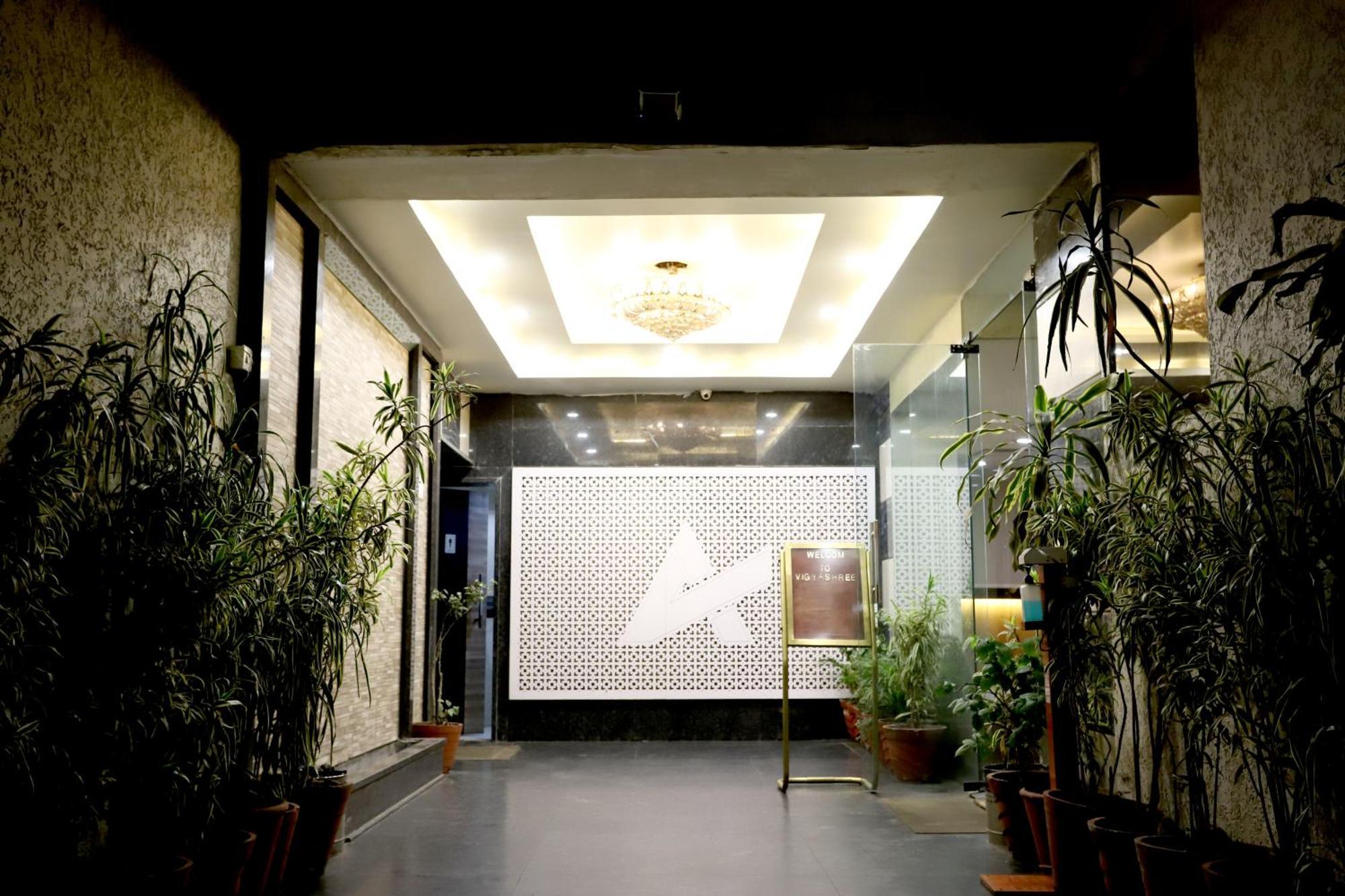Hotel Blue Pearl Bhopal Exterior photo